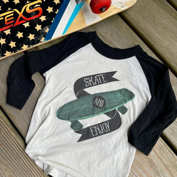 Tiny Whales 4T Skate and Enjoy t-shirt - Picture 4 of 4